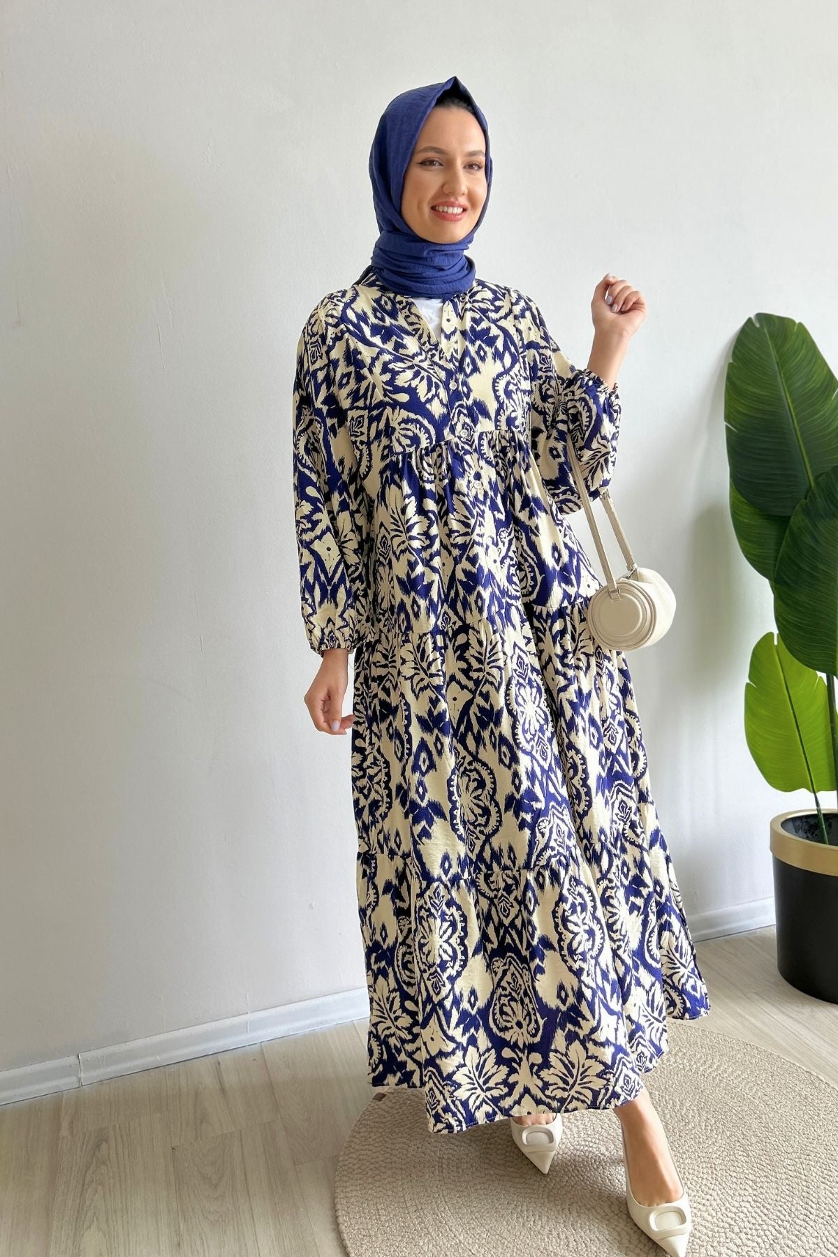 Hazeran Lacivert Desenli Yazlık Tesettür Elbise